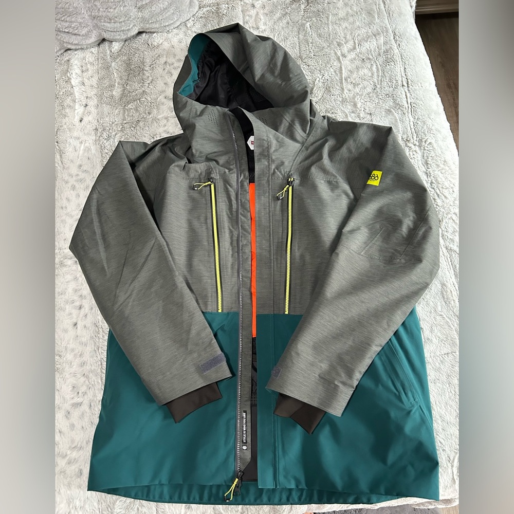 686 Men's Gray and Teal Ski Jacket
